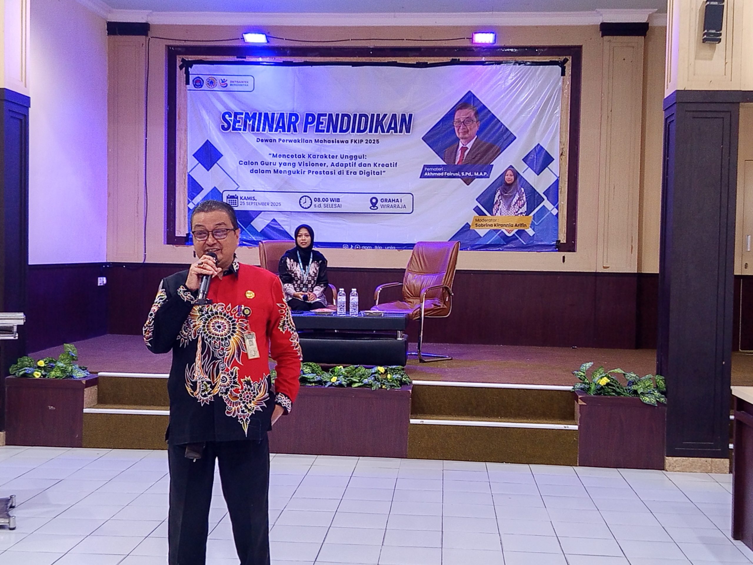 Seminar Pendidikan FKIP: Cetak Karakter Unggul Calon Guru di Era Digital